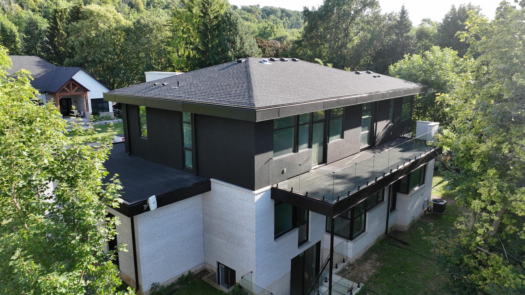 Luxury new build exterior project in Grimsby, Ontario