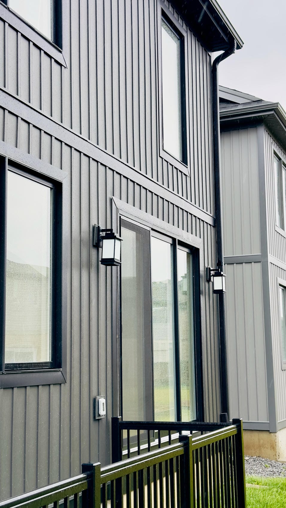 Close-up of aluminum window and door trim on Niagara Falls vinyl exterior