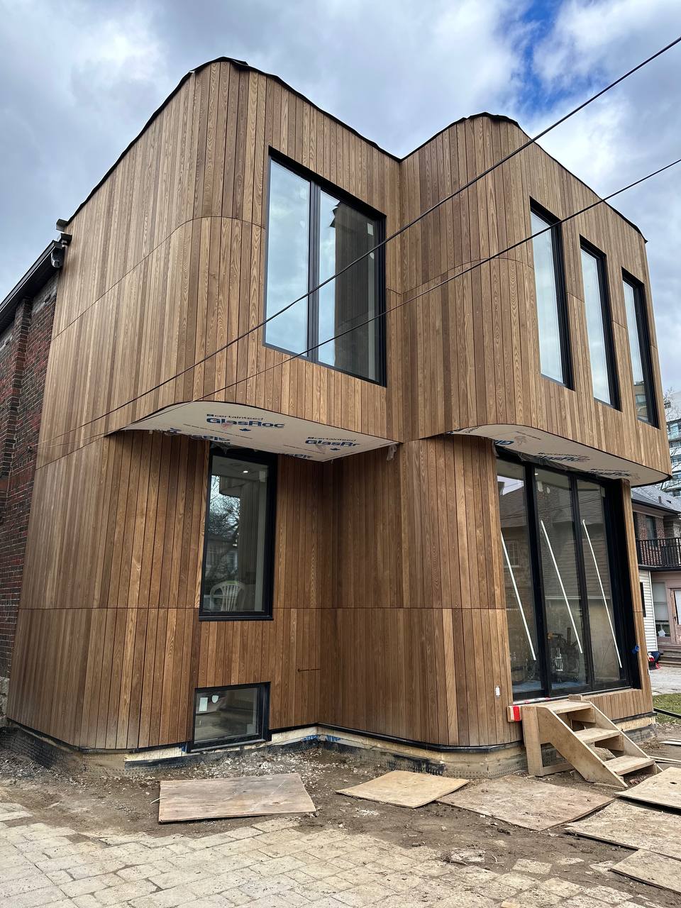 Completed luxury wood siding exterior renovation in Niagara Region